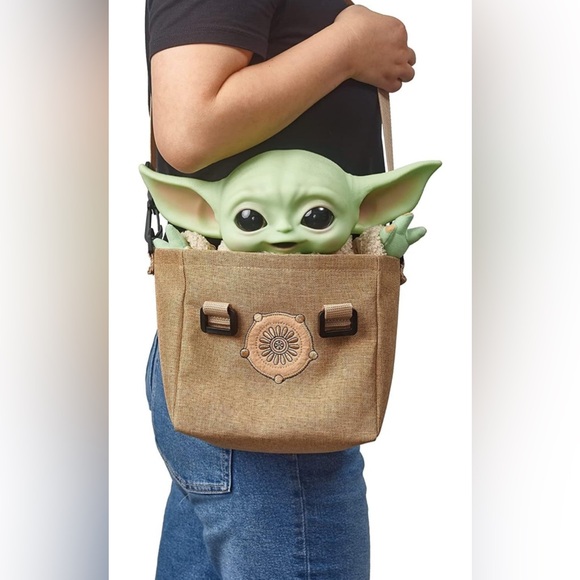 Star Wars The Mandalorian The Child Plush Bundle - Picture 4 of 6